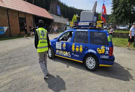 Vzhůru do Banátu! V Beskydech odstartovala dobrodružná rally Gumbalkan